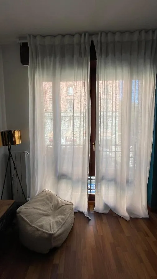 Bocconi 1 Bdr With Style Apartment Milan