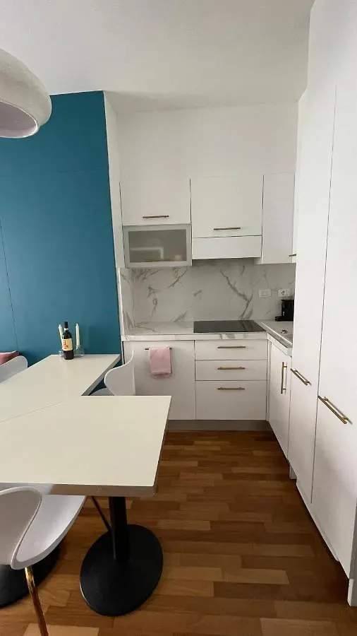 Bocconi 1 Bdr With Style Apartment Milan