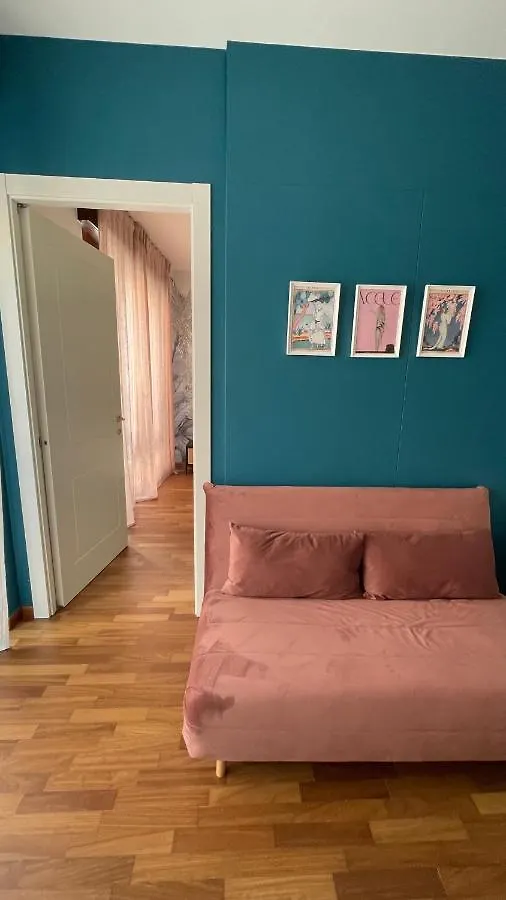 Bocconi 1 Bdr With Style Apartment Milan