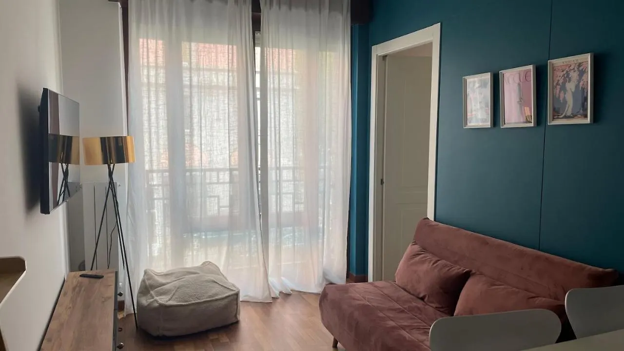 Bocconi 1 Bdr With Style Apartment Milan