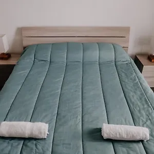 https://appartamento-pozzallo-privitera-rooms-apartments.sicilyhotelsitaly.net